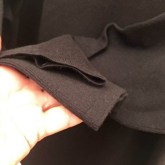 Emma James black and red long sleeve knit tshirt, size 2X - Picture 5 of 6